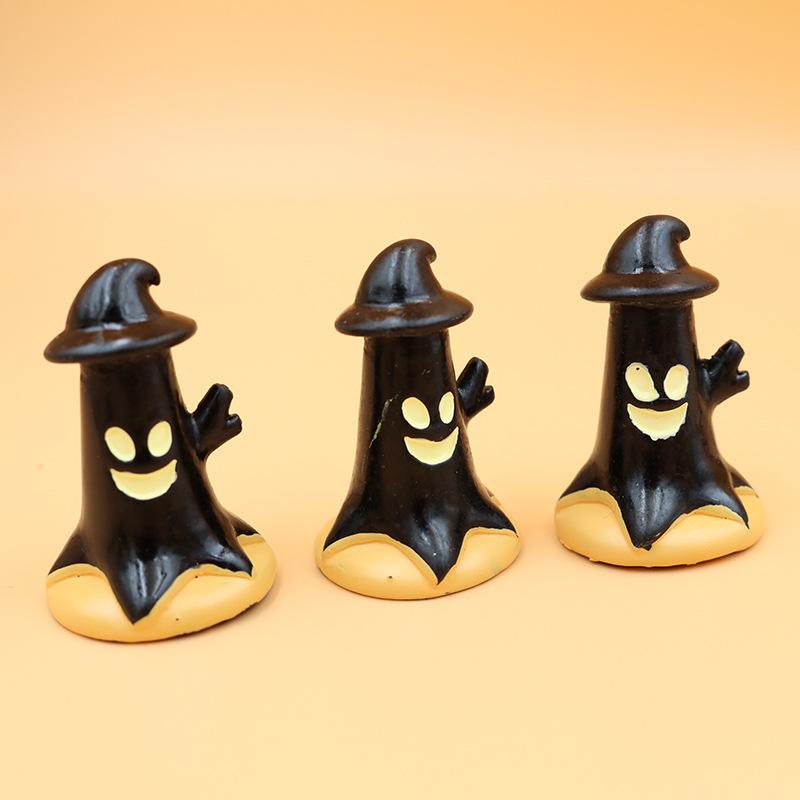 Mini Halloween Cute Resin Figurines Various Cartoon Designs Fine Workmanship For Desktop Party Micro Landscape Decor