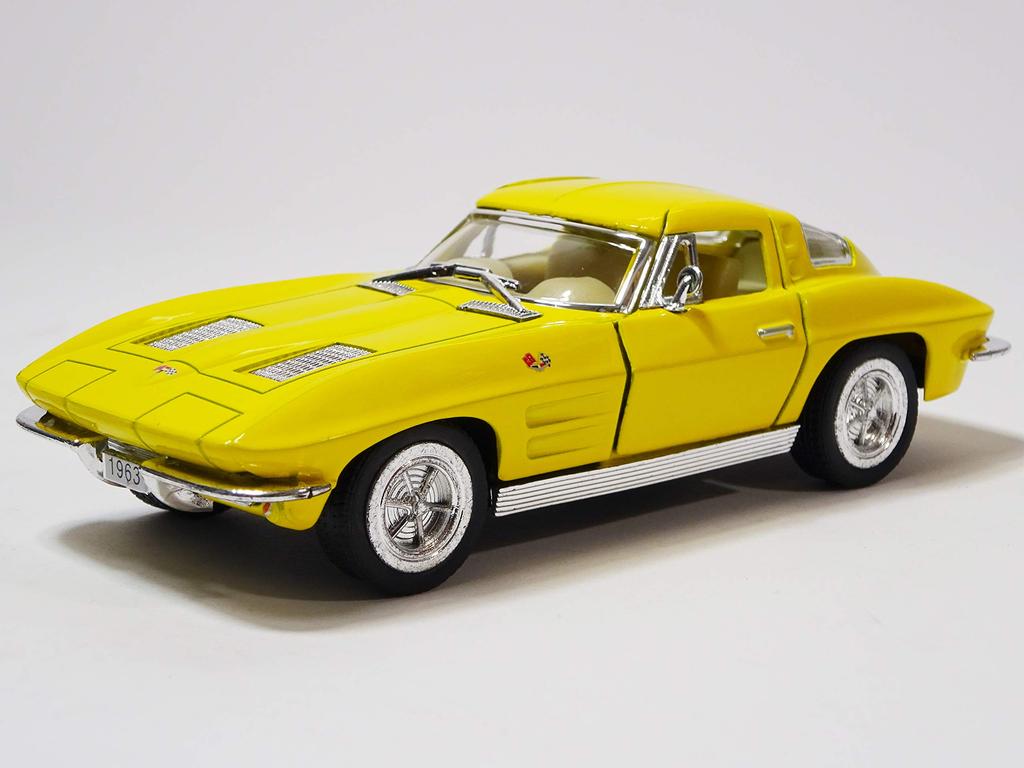Kinsmart Chevrolet Corvette Stingray Yellow Diecast Car KT5358 (1963) 1/36