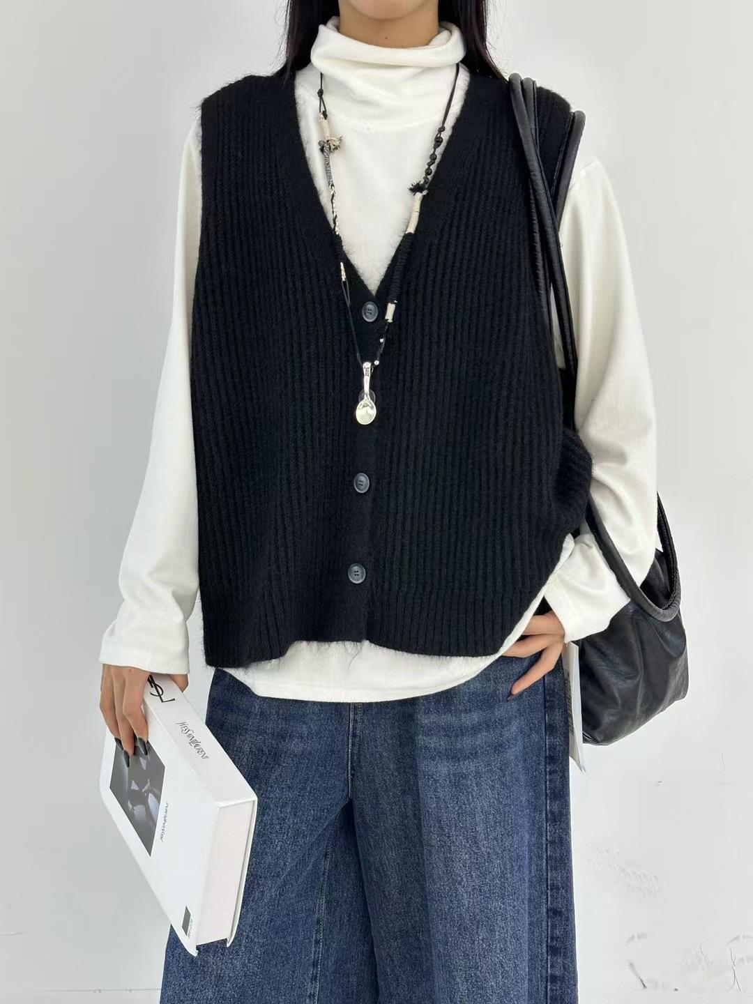 

Makuqie 50399 Зимний корейский вязаный кардиган жилет большого размера свободного кроя с V-образным вырезом One Size чёрный