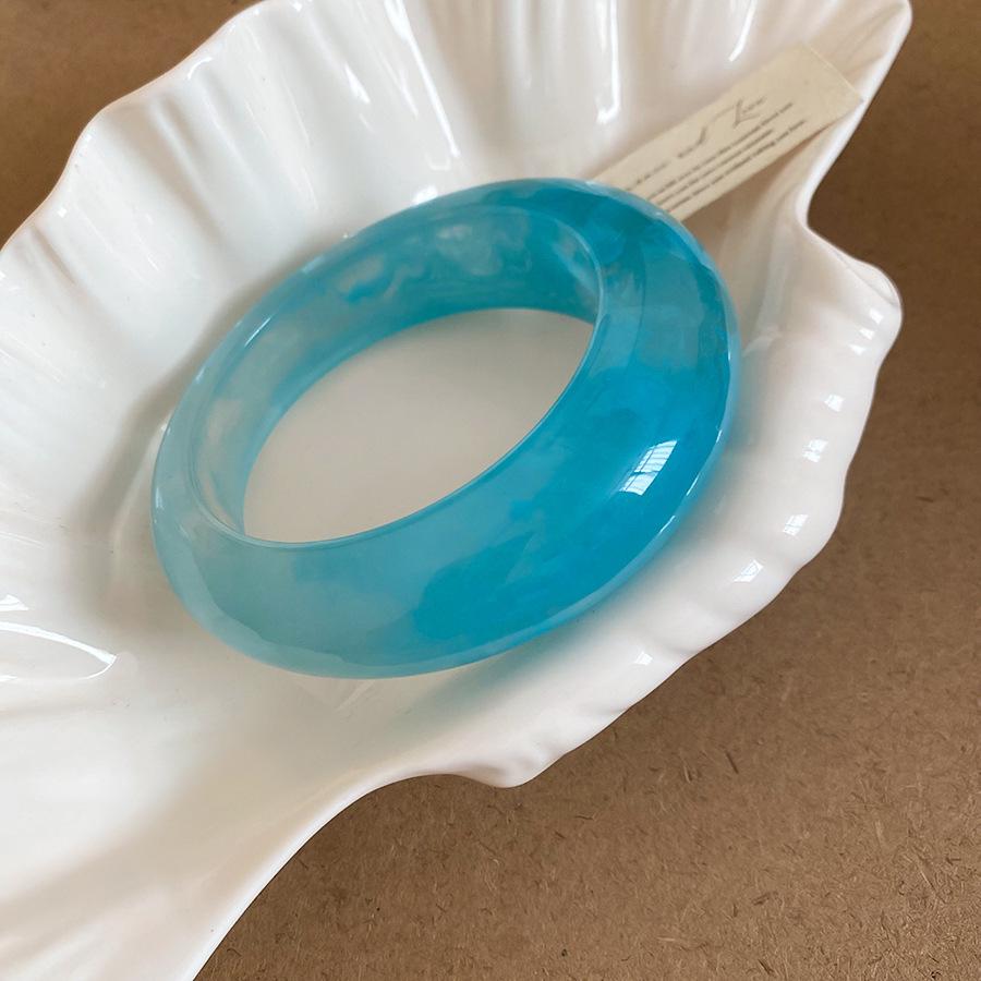 Minimalistyczna bransoletka z żywicy w kolorach gradientowych: Świeża, Słodka, Wszechstronna Bransoletka dla Kobiet