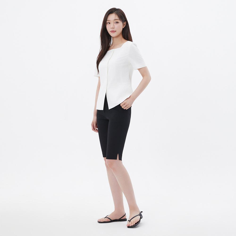 PLASTIC ISLAND Knee-Length Capri Pants Ps2Wp568