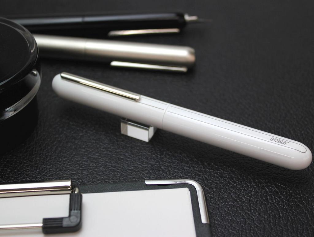LAMY Fountain Pen Nib F Piano White Dialogue 3 Regular Imported Product (Fine Point) L74PWT-F Dual-use
