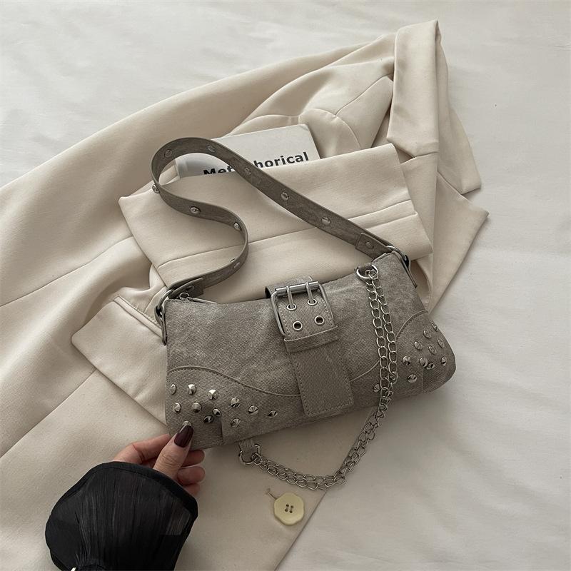 Fashionable and Simple Crossbody Bag for Casual Commuting and Trendy Bag, Popular Bag