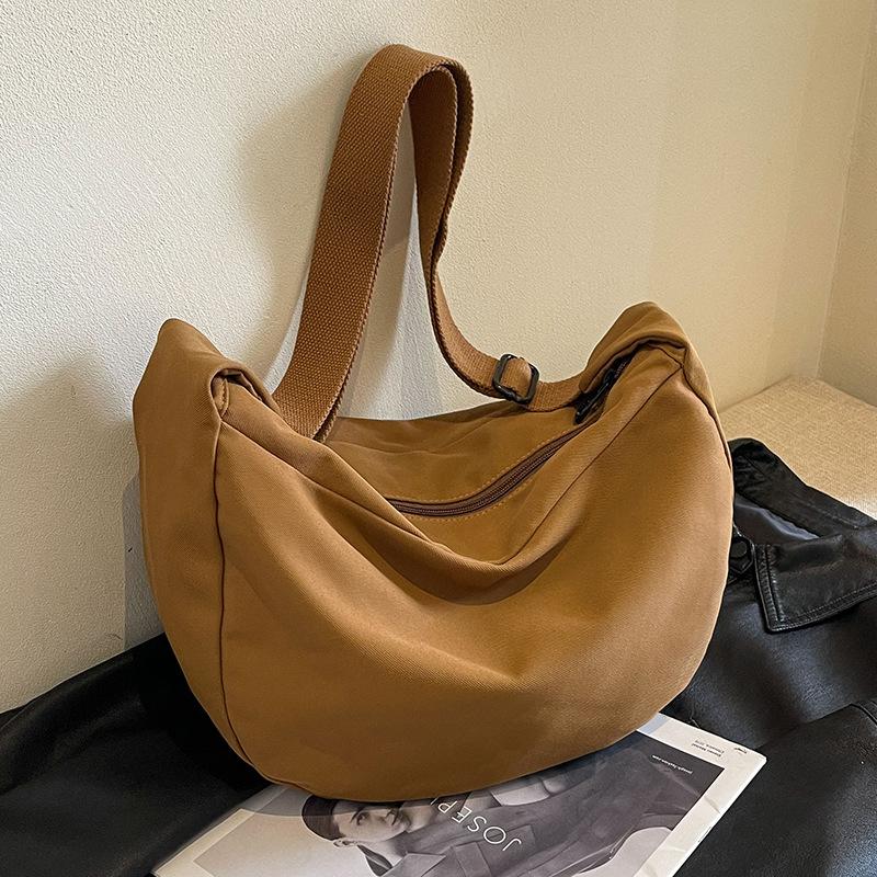 New trendy casual versatile student tote bag simple solid color large capacity shoulder messenger bag women