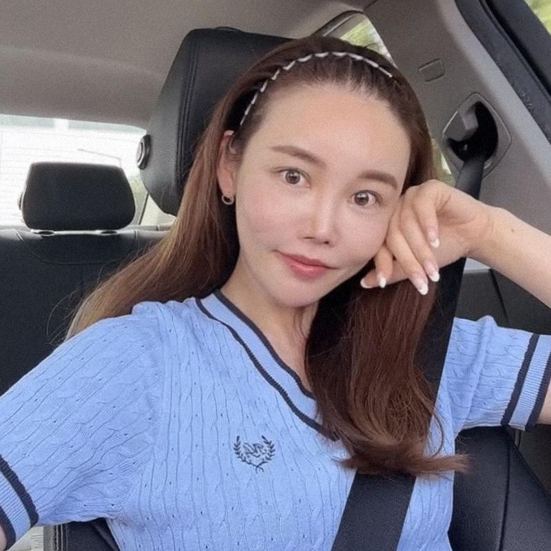 Elastyczny Niewidoczny Grzebień do Włosów do Stylizacji - Idealny na Włosy Dziecięce, Czoło i Tył Głowy