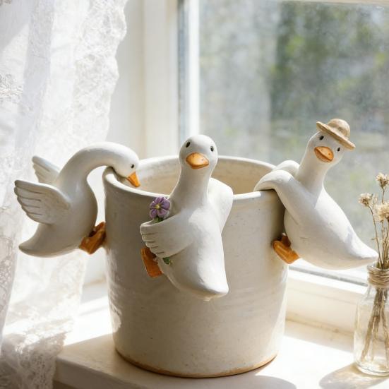 1/3Pcs Duck Pendant Hanging Over Flower Pots Resin Sculpture Outdoor Indoor Figurine Farmhouse Patio Balcony Decoration