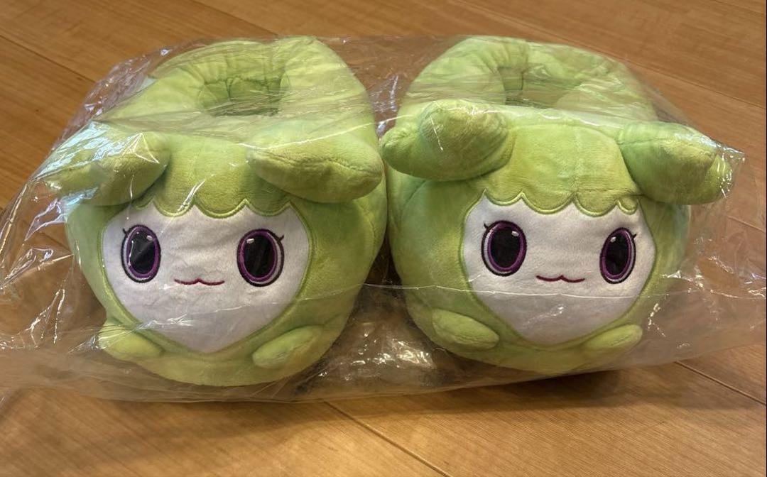 

[USED] TWICE LOVELY green plush toy with bonus
