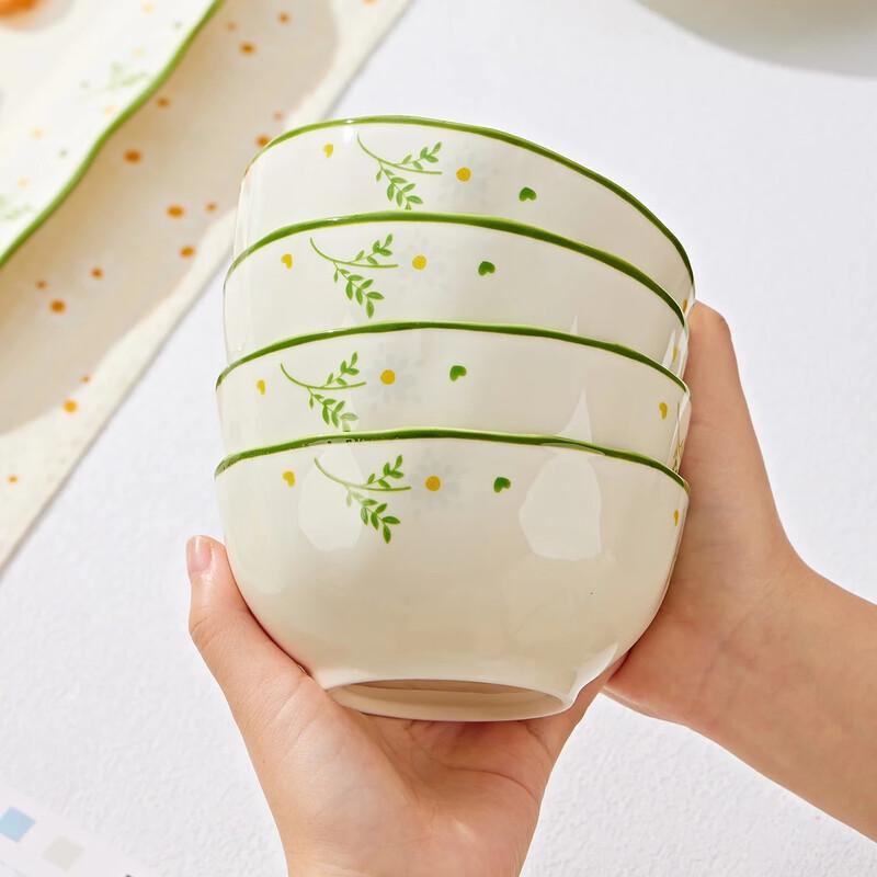 Daisy Underglaze Ceramic Dinnerware Set