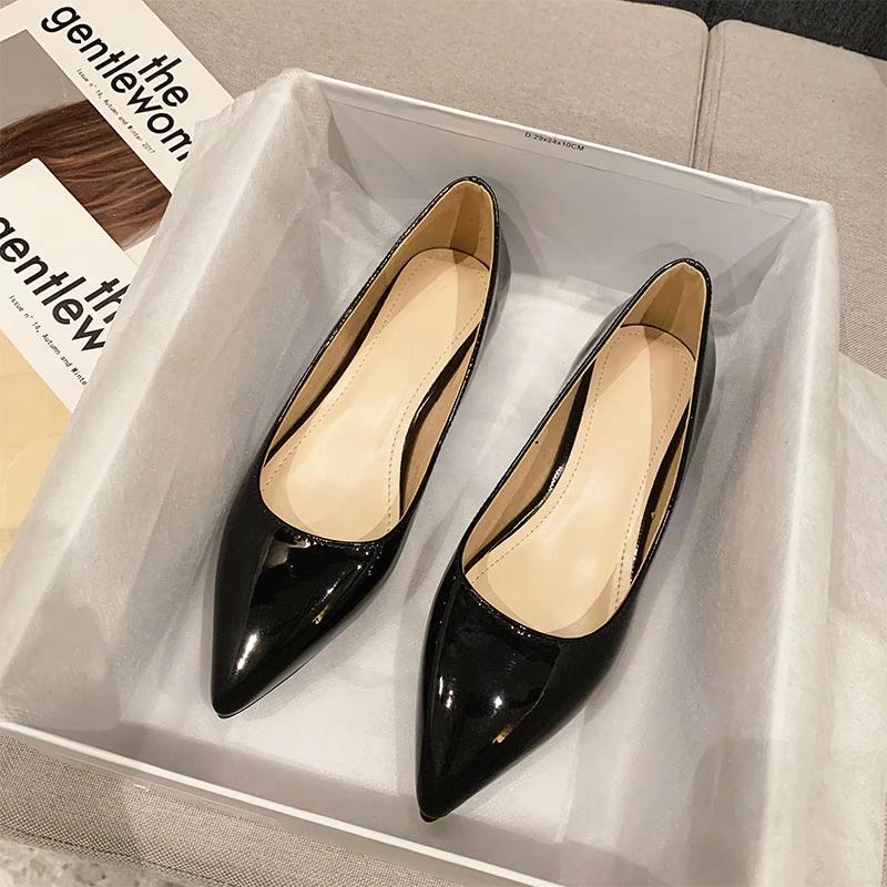 

Модные женские кожаные туфли-слипоны ярких цветов с неглубоким носком для женщин, акция 2024 года, простые туфли на плоской подошве, весна, для отдыха, милые 40