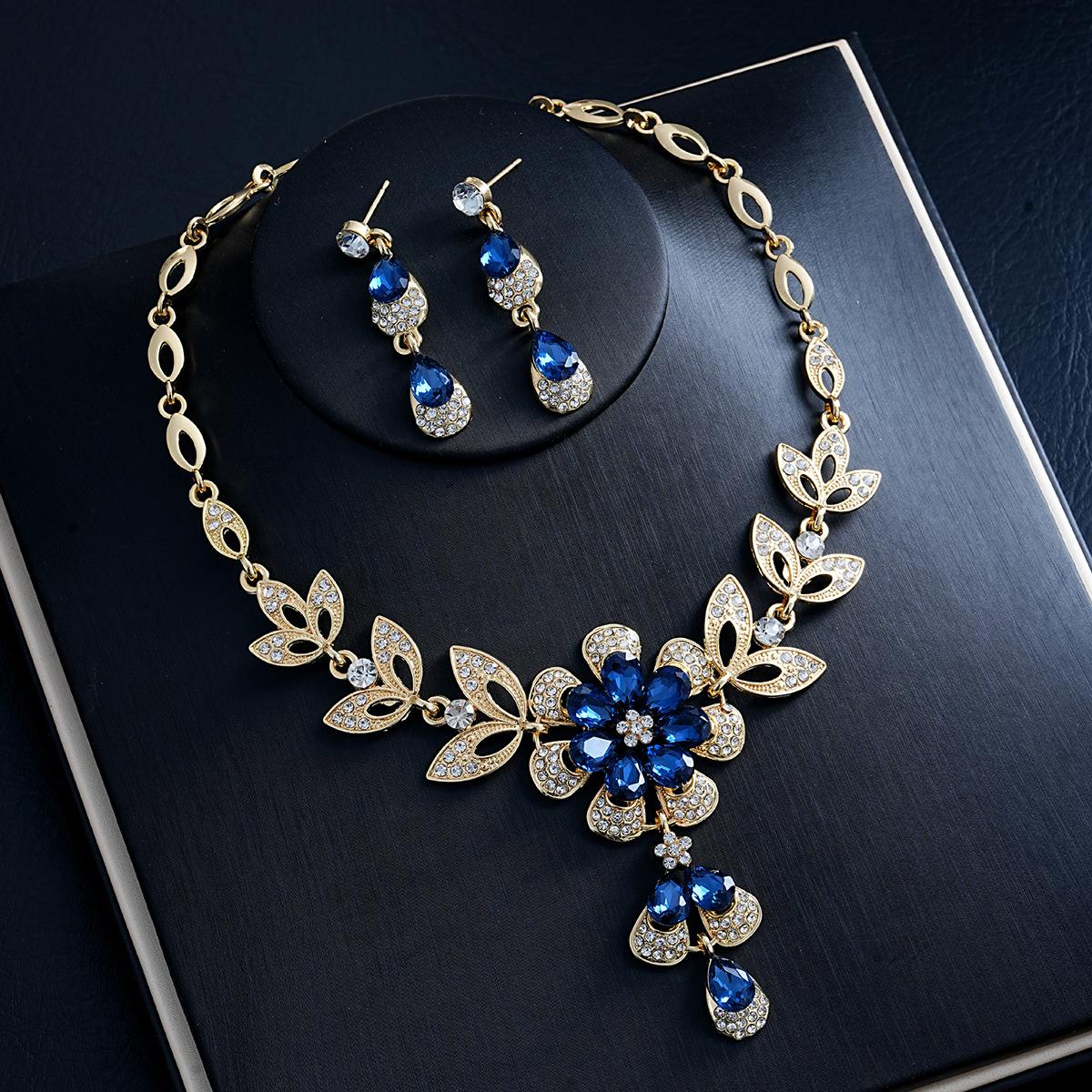 Exaggerated Flower Retro Diamond-encrusted Bridal Necklace Earrings Set Personalized Necklace Earrings Set Multi-color Jewelry 2026 45CM темно-синий