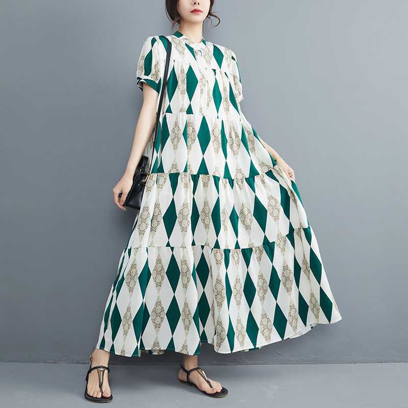 

Реальное место Лето Новая Корейская Версия Мода Принт Короткий рукав А-силуэт Юбка Закрывает голову Свободный Большой размер Юбка-торт one size fits all