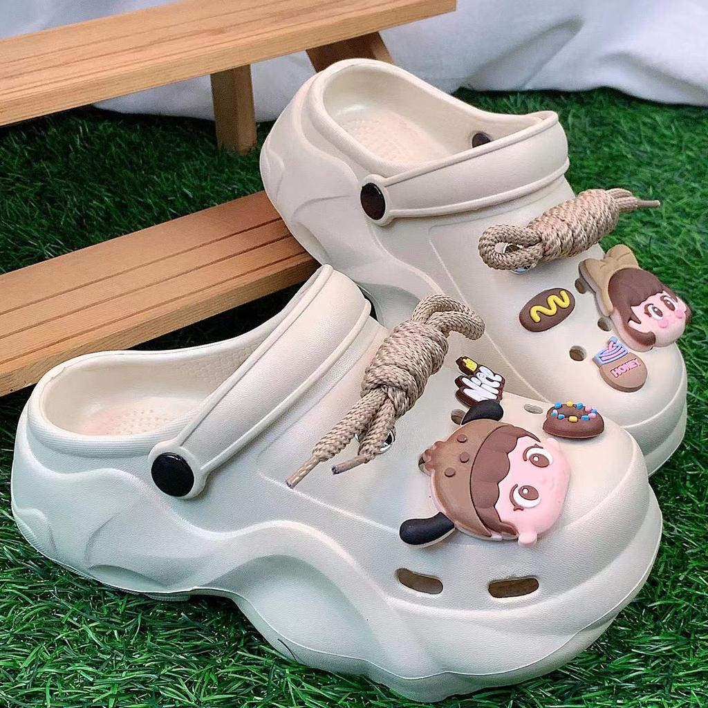 New EVA Hole Shoes Summer Wear Soft Girl Student Wind Beach Cool Slippers Women