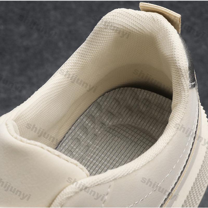 Men's Shoes Sneakers Spring Autumn New Anti Slip Lace Up Skateboard Shoes Fashion Comfortable Outdoor Korean Running Shoes