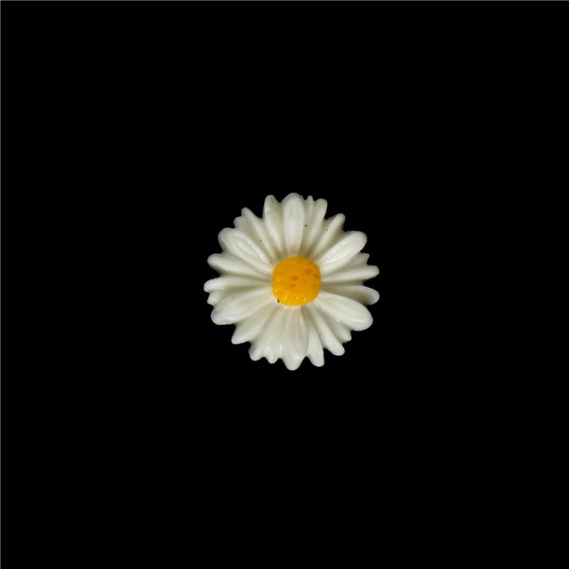 50Pcs White Daisy Flower Resin Flatback Cabochon Diy Jewelry Decoration