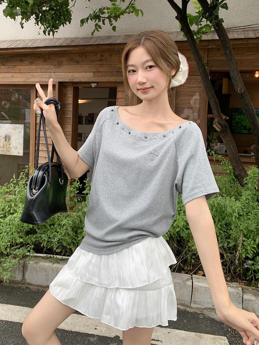 

Korean Spice Girl Embroidery Willow Spike Slant Neck Short Sleeve T-Shirt Women s Summer Loose Versatile One-Word Off-Shoulder Small Top S