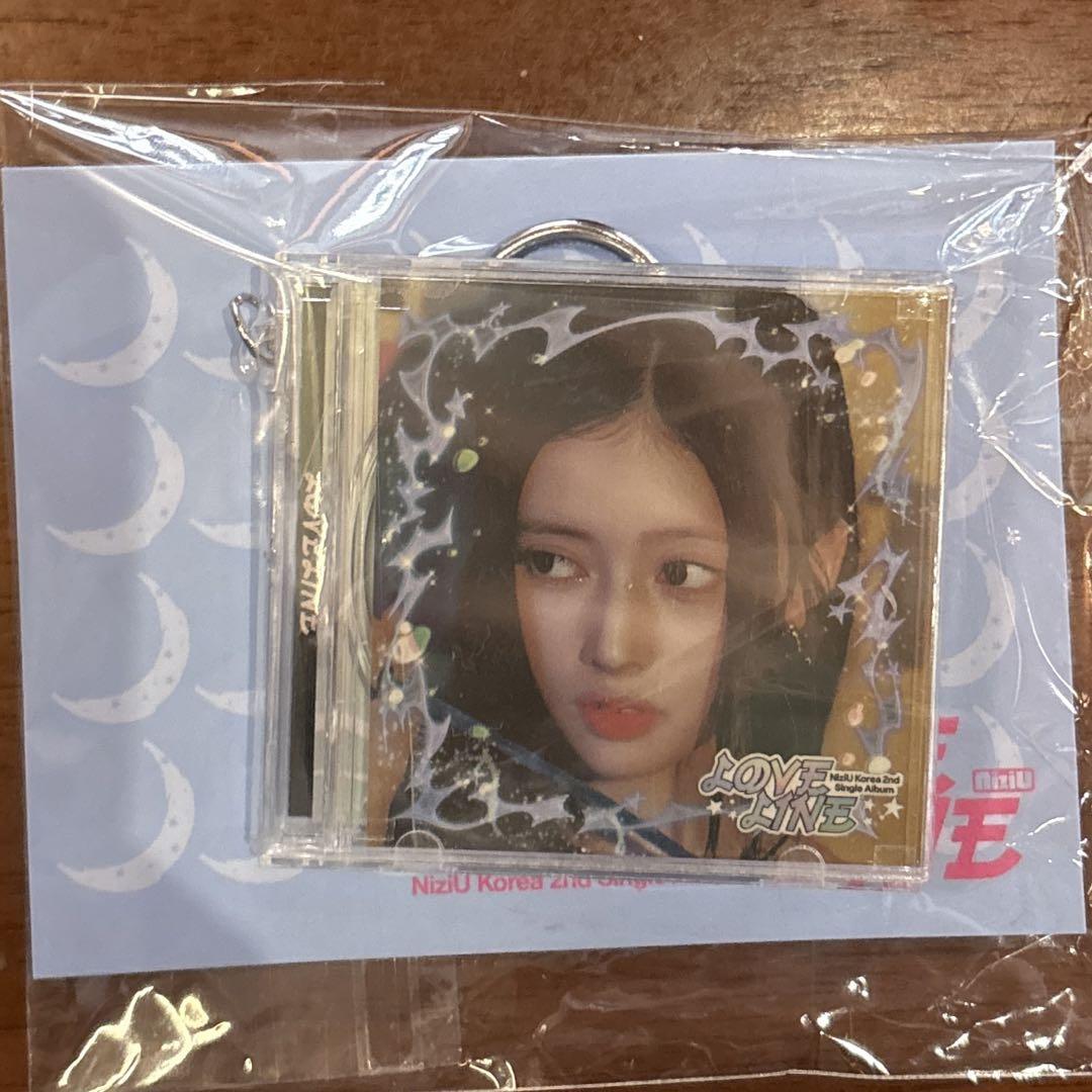

[USED] NiziU LOVE LINE soundwave mini CD key ring Lima