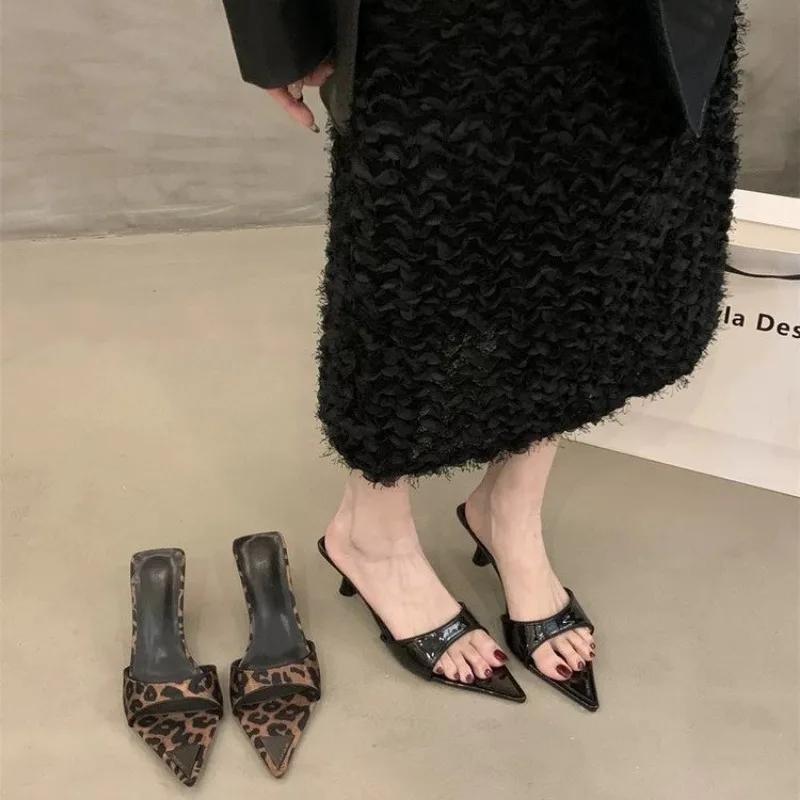 Fashion 2025 New Open Toe Women's Slippers Fashion Leopard Print Dress Slippers Women Summer Outdoor Plus Size Comfortable High Heels