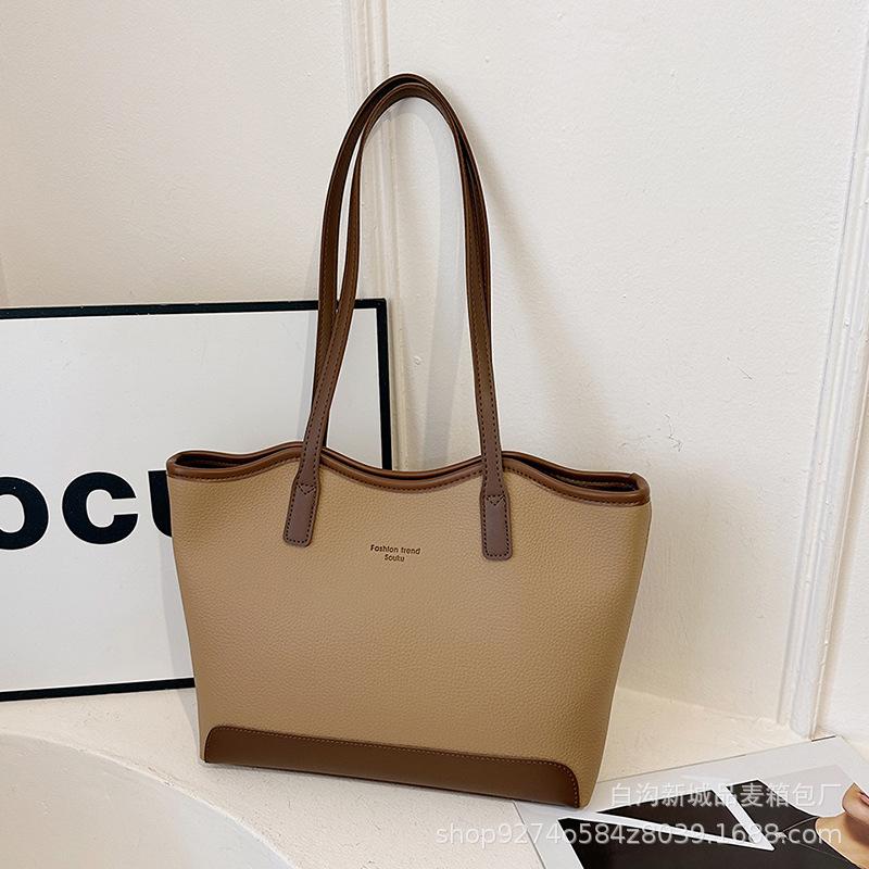 

Новая сумка-тоут — простой выбор для зимы. хаки