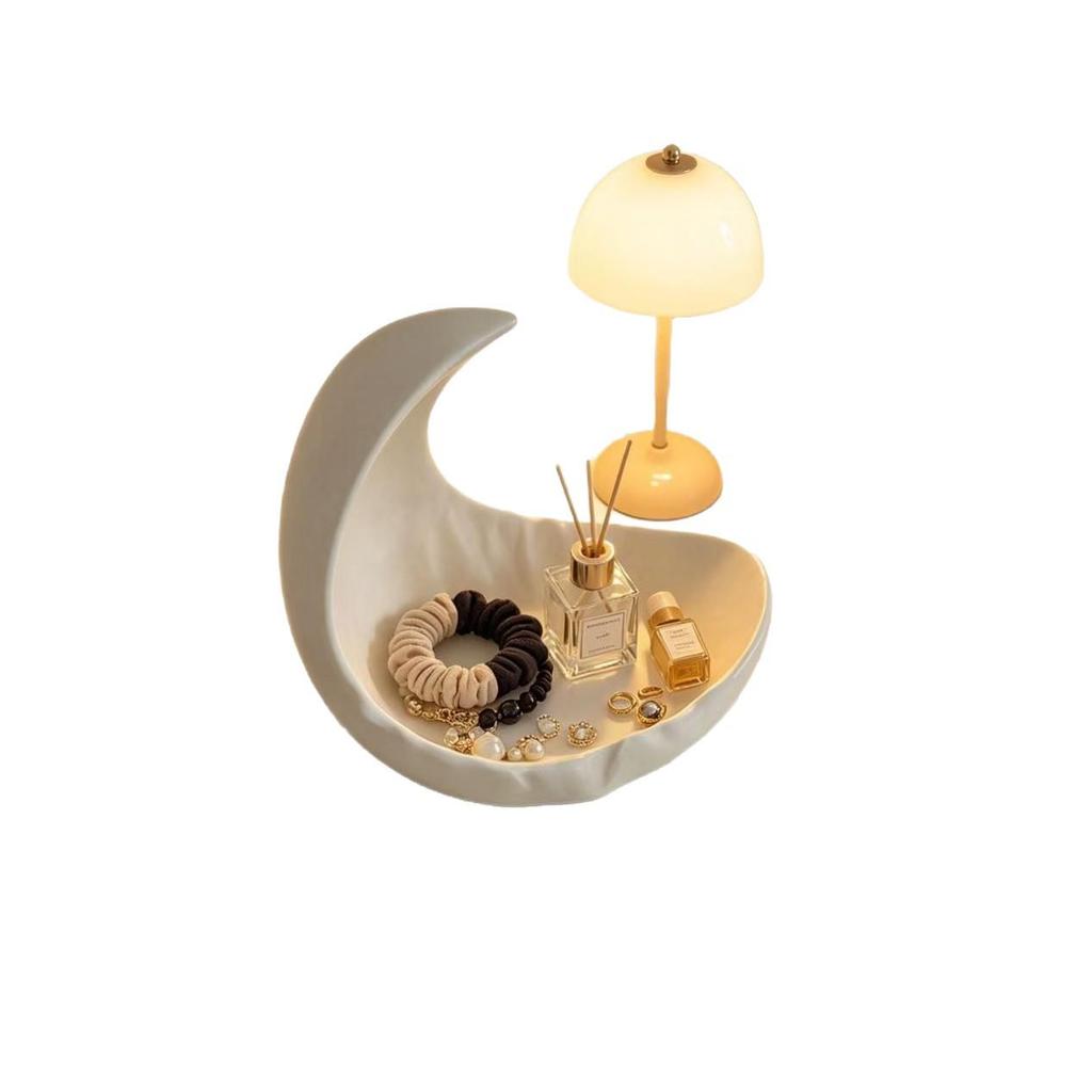 3D Printed Moon-Shaped Storage Tray for Small Items