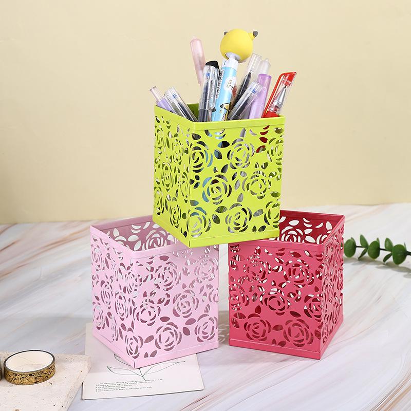 

Стильный и функциональный настольный органайзер для канцелярских принадлежностей из металлической сетки с тремя отделениями