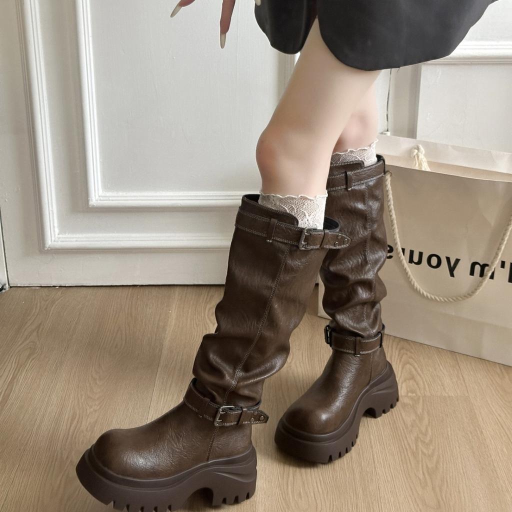 [Fanfna] Pleated Pile Boots Women's Belt Buckle Thick Bottom But Knee Knight Boots Skinny and Height Boots