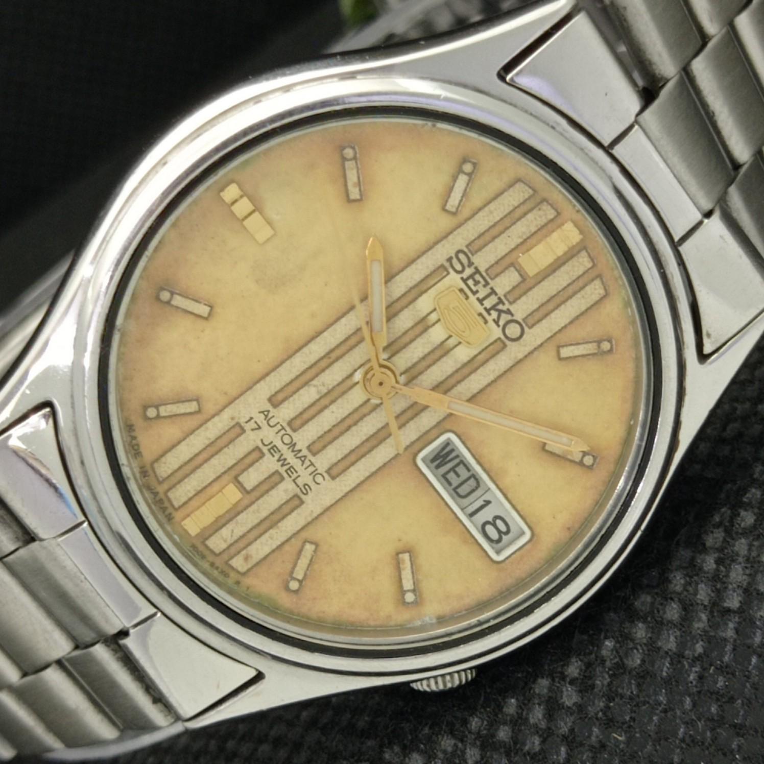 

USED VINTAGE SEIKO 5 AUTO 7009A JAPAN MENS ORIGINAL DIAL WATCH 608a-a315167-9 SKU608a-a315167