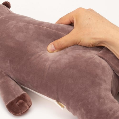 Livheart Premium Sleepy Animals Otter Kururi Body Pillow, Medium Size (Approx. 56cm in Length), Fluffy and Squishy Plush Toy, Perfect as a Gift, Produ