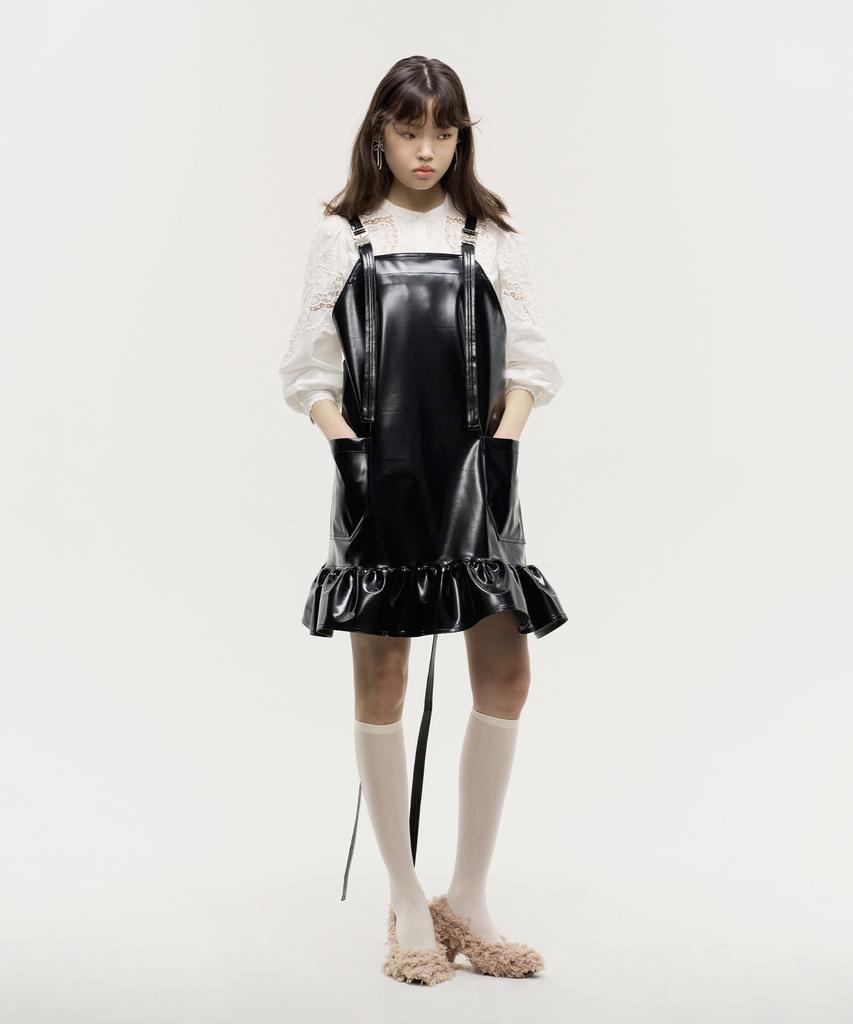 Eipeuleonwei Enamel Frill Apron Black