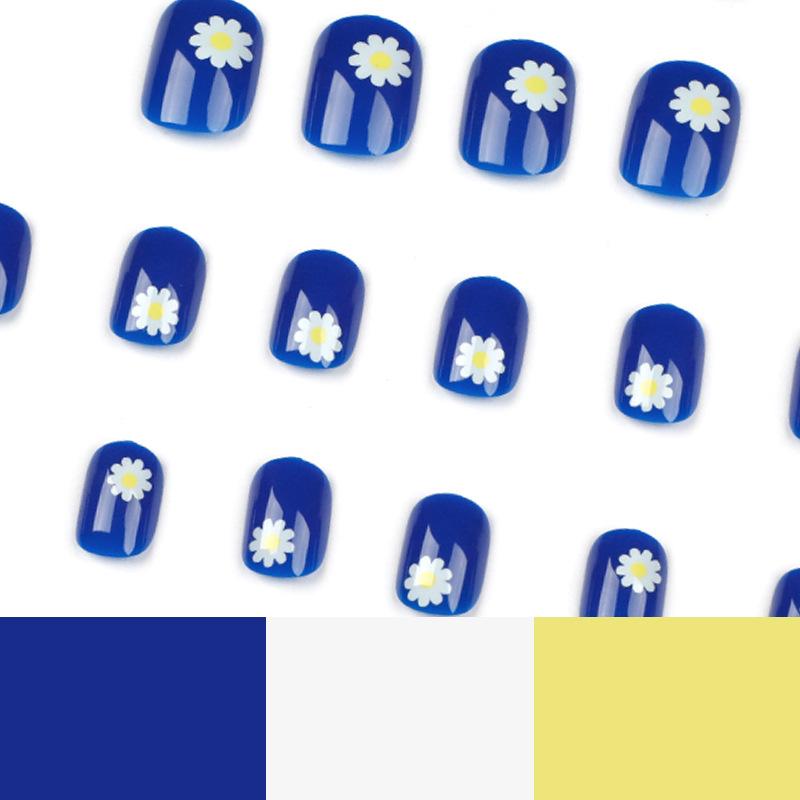 Trage Nagel blau kleine Gänseblümchen Nagelstück Fertiger künstlicher Nagel Abnehmbares Nagelstück Nagelstück Nagelstück Nagelstück Nagelpflaster