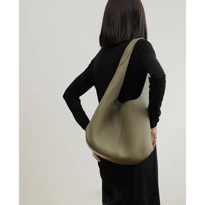 Большая вместительная мягкая кожаная большая сумка для отдыха — фото 4