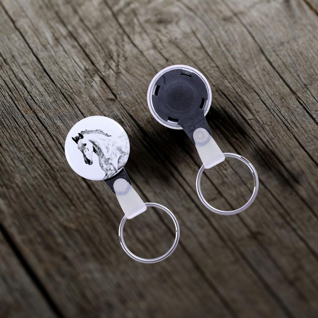 Andalusier - einzigartiger Schlüsselanhänger mit Pferdebild, handgefertigtes Produkt, leichter und handlicher Anhänger der Marke Art-Dog