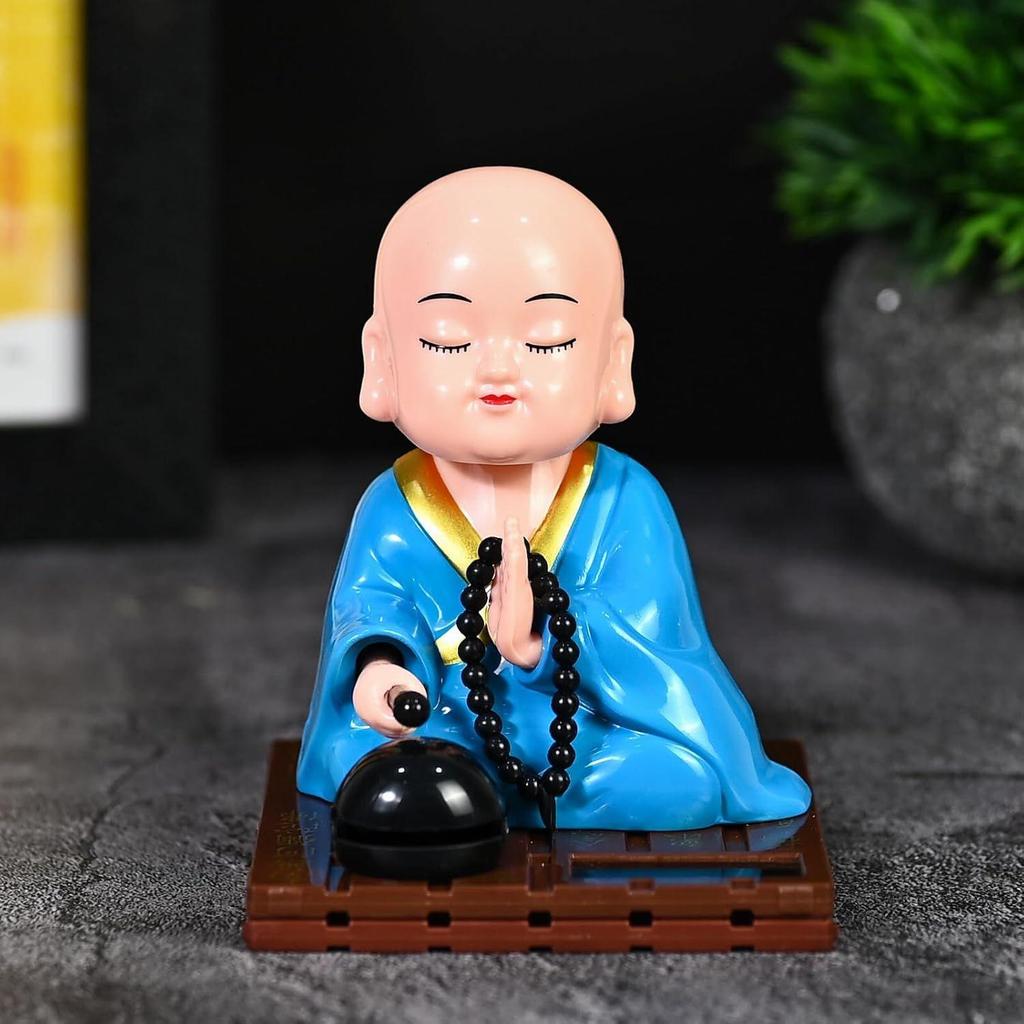 Praying Monk Figurine – Moving Head Buddha Statue for Car Dashboard, Home & Office – Feng Shui Ornament for Peace, Meditation & Positivity
