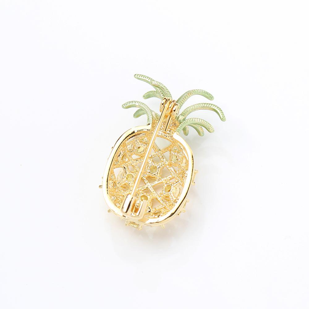 New Product Small Fresh Stone Yellow Pineapple Brooch Simple And Versatile Fashion Fruit Small Pin Men And Women The Same Collar Pin