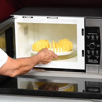 Yousheng Machine à chips de pommes de terre pour micro-ondes pour des frites croustillantes pour végétariens et végétaliens Trancheuse polyvalente Gadget de cuisine portable et pratique
