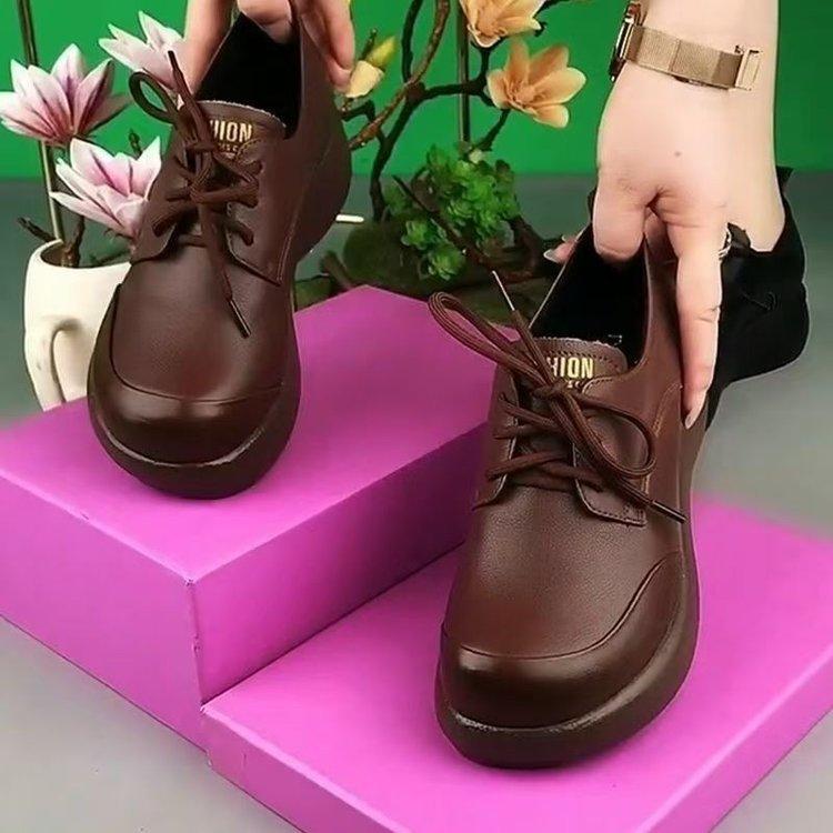 Single shoes women's muffin platform 2025 autumn new comfortable and versatile mother shoes light and non-slip casual women's small leather shoes