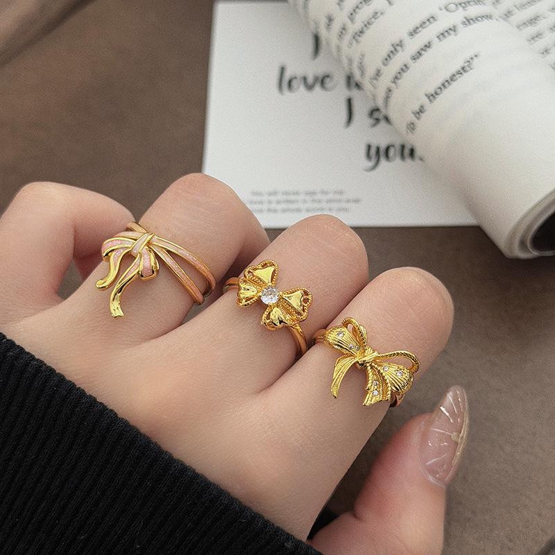 Sweet And Cool Girl Style Gold Bow Enamel Diamond Zir*****Pen Ring Niche High-End Feeling Stacked Ring Woman
