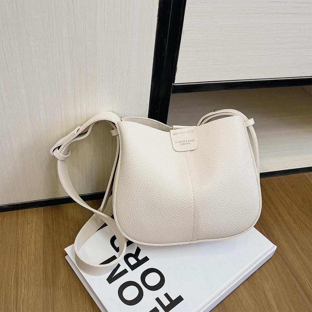 Women’S Minimalist Shoulder Bag Large Capacity Pu Leather Magnetic Crossbody Bag For Daily Use Commute Shopping Quality