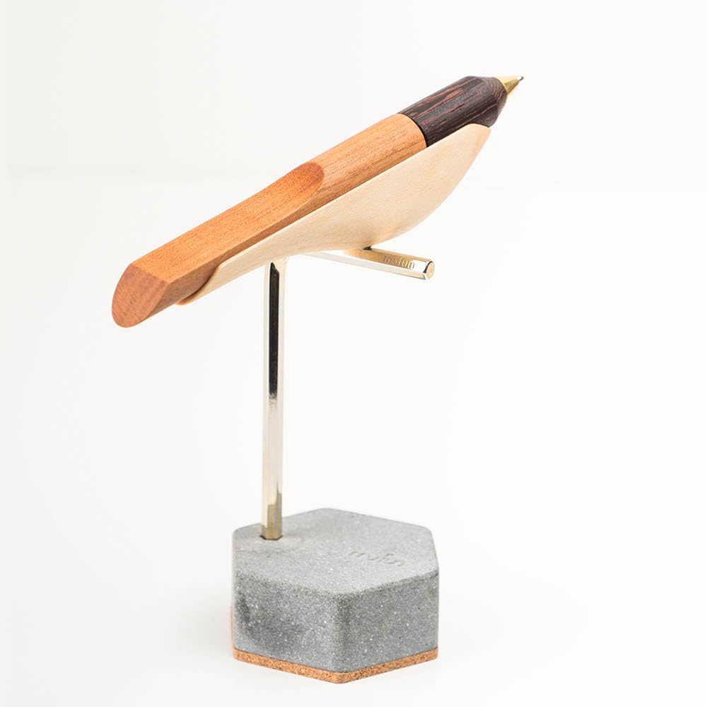 

Wings of Pen Sparrow Desk Pen Tweet Wooden Ballpoint Pen Bird Desk Pen Stand Office Desk