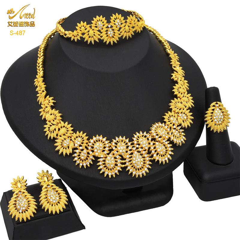Oro 24K Dubai Collana Orecchini Bracciale Anello Sposa India Nigeria Medio Oriente Set Collana 2026