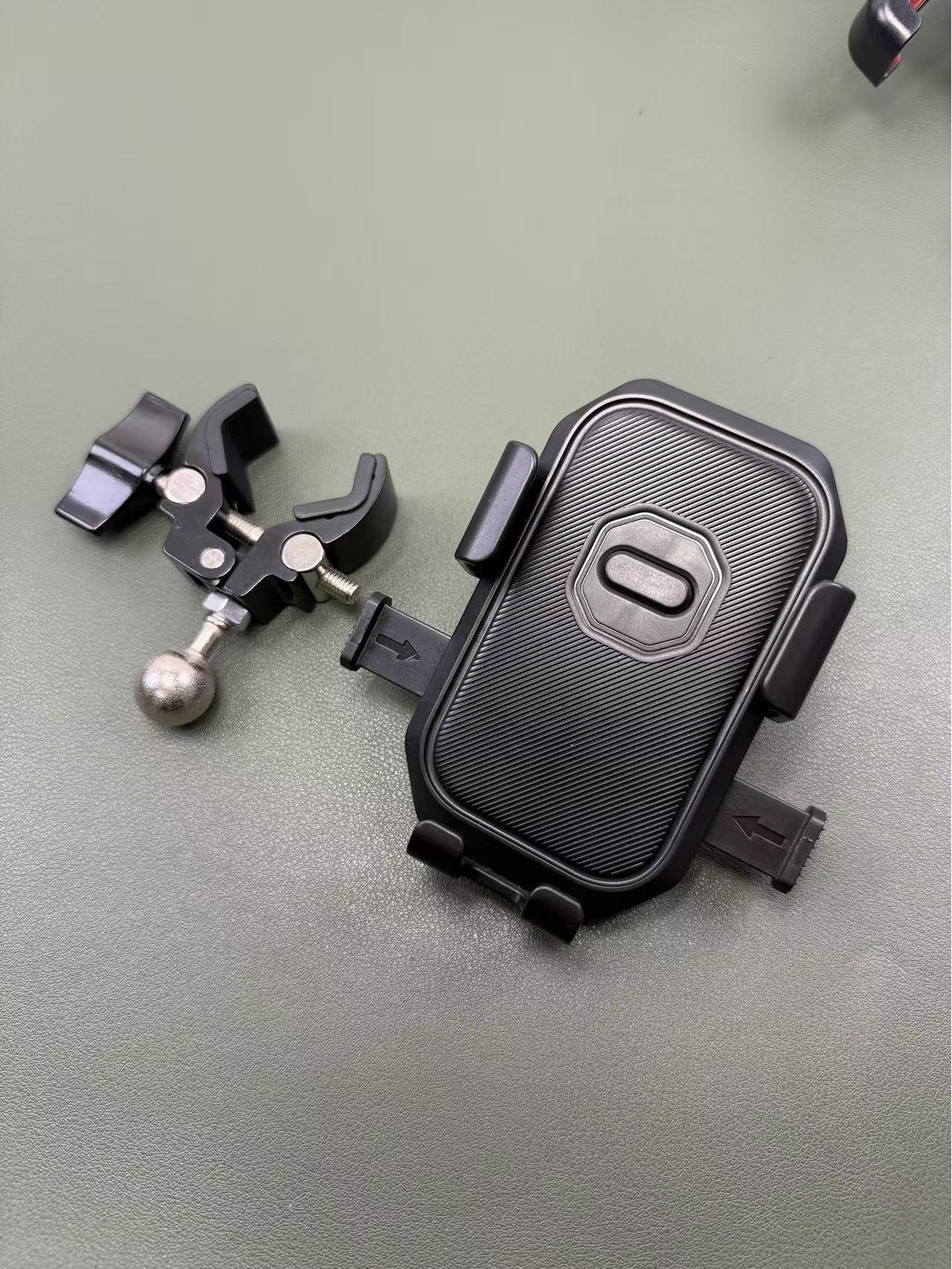 

Universal Metal Clamp with Ball Head for Phones & Tablets - 17mm Handlebar Mount for Outdoor Cycling