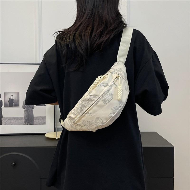 Canvas Casual Single Shoulder Women's New Trendy Messenger Bag Summer Sports Breast Bag Niche Trendy Fanny Pack