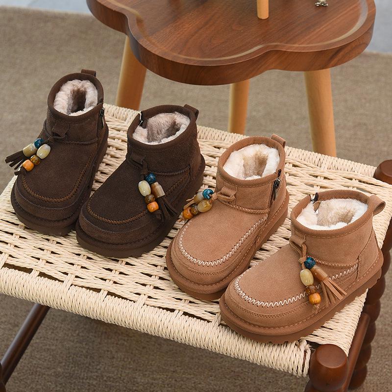 Girls' Fleece-Lined Snow Boots, 2025 Winter Collection, Warm, Stylish, Non-Slip, Short Cotton Boots for Little Girls.