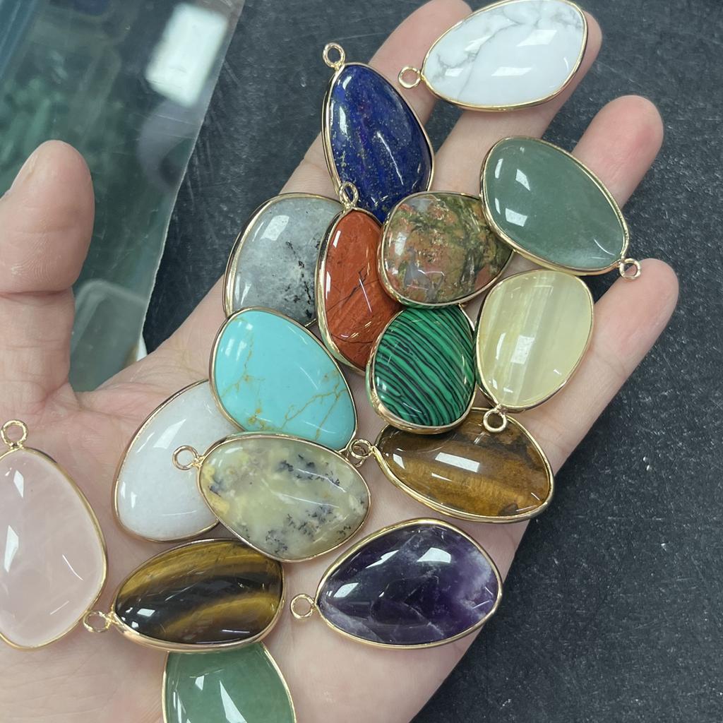 1 Stück, Energie-Naturstein-Anhänger, Böhmischer Stil Handgefertigt Unregelmäßiger Kristallachat Amethyst Jade Edelstein Anhänger für Schmuckherstellung DIY 20×35mm