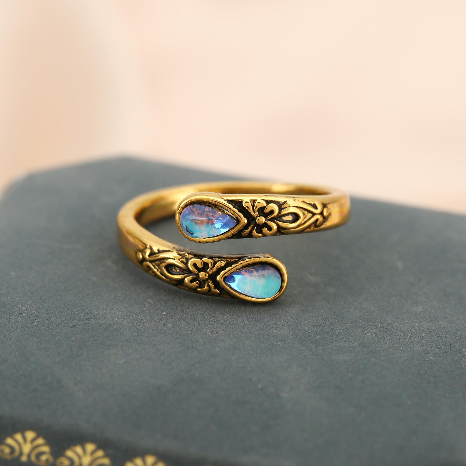 Victorian Vintage Moonstone Spoon Ring With Carved Bow Knot Bohemian Antique Silver Jewelry For Women золотой