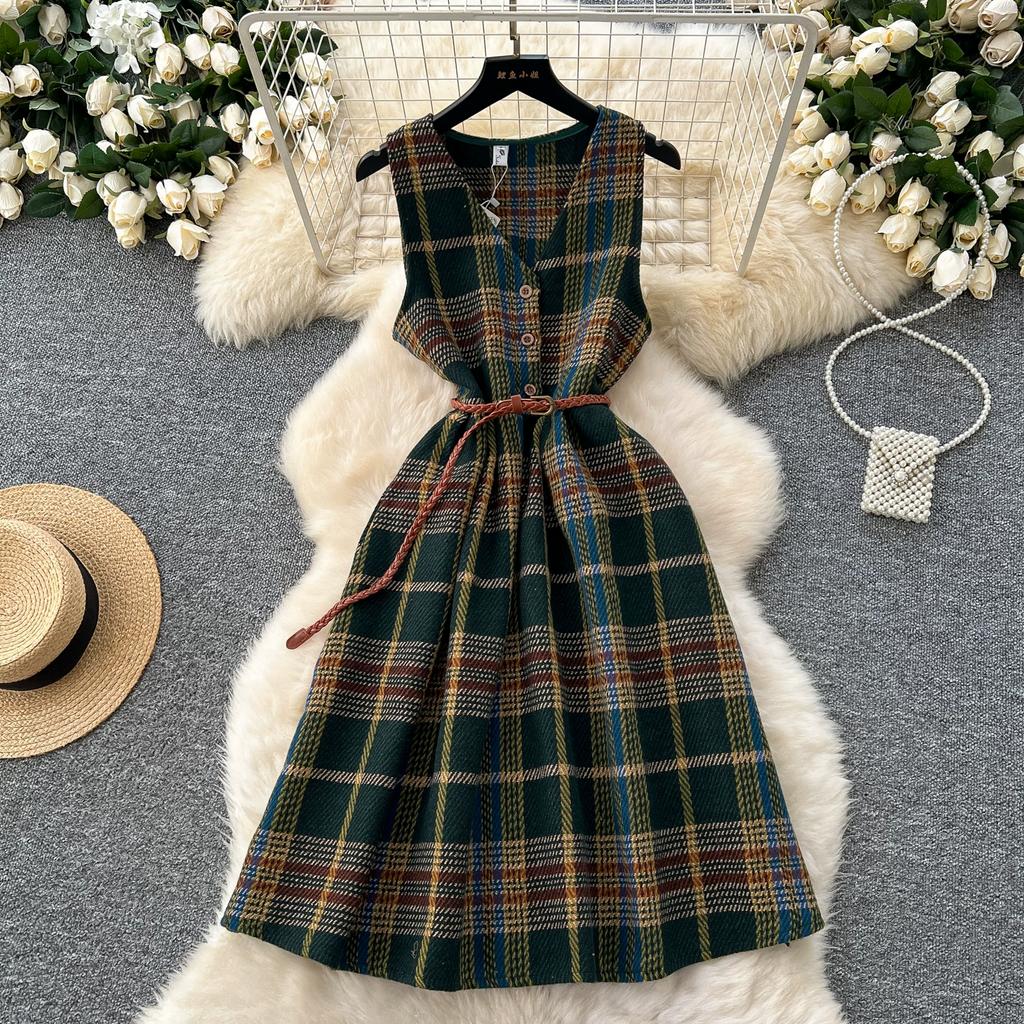 Vintage Tweed Plaid Tank Dress for Women Autumn Winter Sleeveless V-neck Single-breasted Woolen Dress with Belt