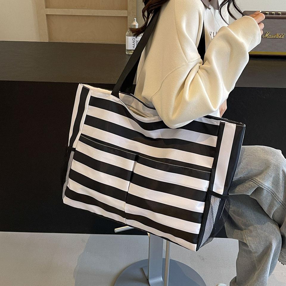 Übergroße Strandtasche Wasserdicht und Sanddicht Damen Strandhandtasche mit Reißverschluss und Feuchtfach, Geeignet für Schwimmbad, Fitnessstudio, Lebensmittelgeschäft, Reisen