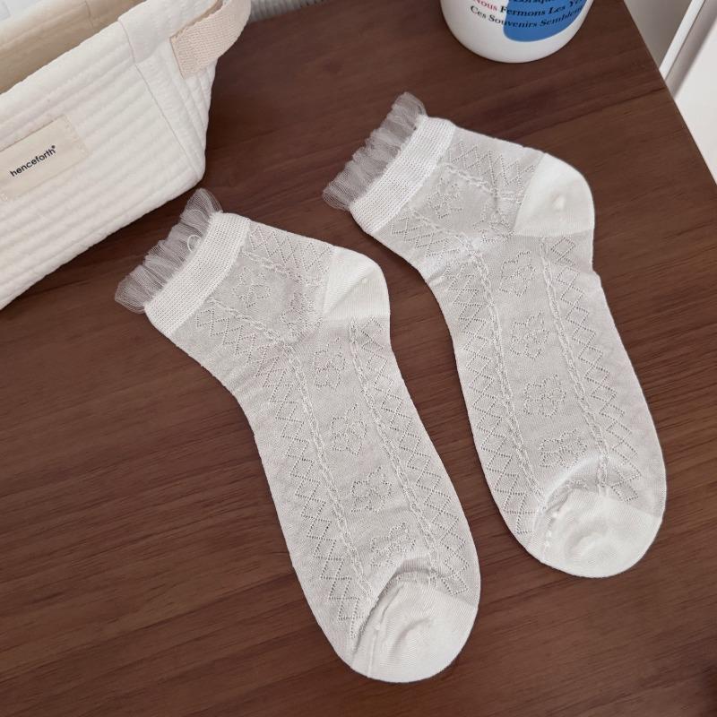 Female Spring and Summer Mesh Hollow Out Breathable Sweat Resistant Pilling White Pile Socks