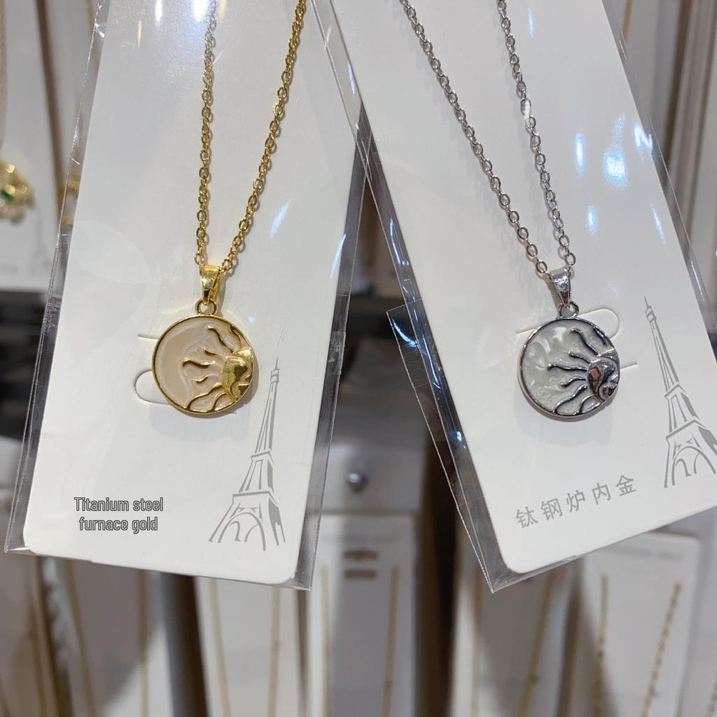 Luxury Retro Sun and Cross Pendant Necklace for Women – High-End Titanium Steel Clavicle Chain