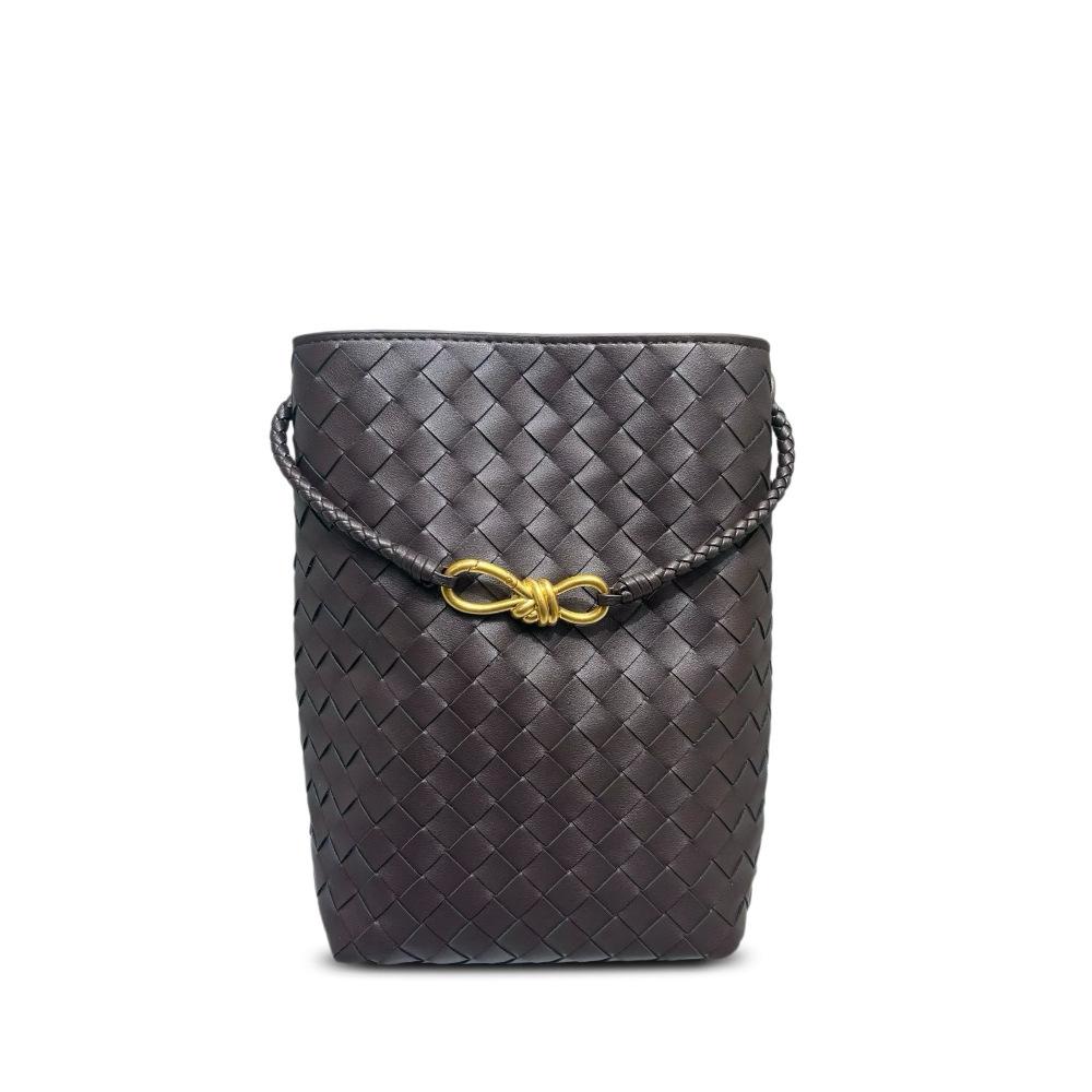 Cross-border handmade cowhide woven bag large-capacity messenger bag niche bucket bag portable women's bag single shoulder messenger bag