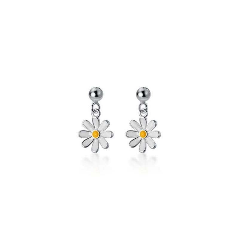 New Fashion Trend Daisy Flower Earrings for Women Delicate Light Luxury Small Flower Drop Earrings  Girls Daily Jewelry Gift
